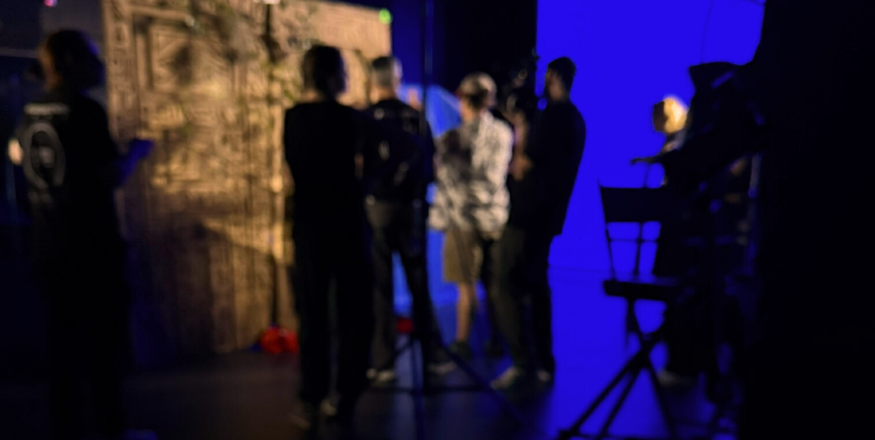 gear and workflow background